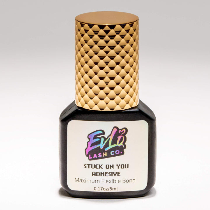 Stuck on You Lash Adhesive - Super Fast Eyelash Extension Glue (1s)